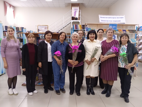 Жарқын ұрпақтар кездесуі «Күздің тамаша жасы…»