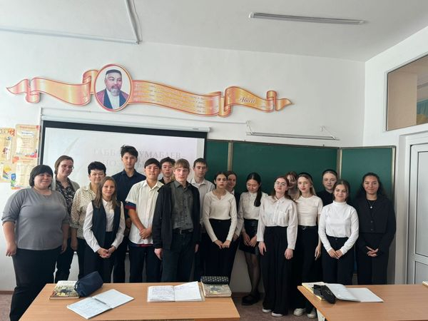 Жоғары мәдениет ақыны – Ғаббас Жұмабаев