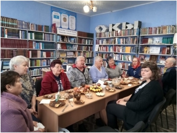 Славим возраст золотой