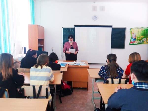 Әуезов шығармаларындағы әйел бейнелері